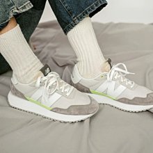 New Balance 女 灰綠色 透氣 排汗 T字 美背 運動內衣 AWB11034JIR 歷史價格詳細信息