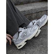 NEW BALANCE 慢跑鞋 NB 530 淺綠 網布 復古 女 MR530ZO 歷史價格詳細信息