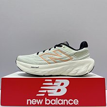 NEW BALANCE 慢跑鞋 NB1080 V13 黑白 寬楦 女 W1080K13 歷史價格詳細信息