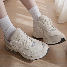 【BETOO潮鞋】New Balance Warped Runner米色 米白 米灰 男女同款跑鞋 UWRPDMOB 歷史價格詳細信息