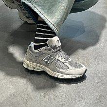 NEW BALANCE 慢跑鞋 NB 2002R GORE-TEX 奶茶 咖啡 防水 情侶鞋 男女 M2002RXQ 歷史價格詳細信息