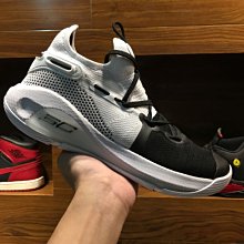 Under Armour 籃球鞋 運動鞋CURRY 10 男女款 中性款 3025093-001 黑 歷史價格詳細信息