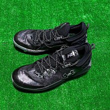 棒球世界全新UNDER ARMOUR低筒UA棒壘球膠釘鞋3025589-001特價黑色款 歷史價格詳細信息