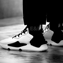 全新 Adidas Y-3 Terrex Swift R3 Gore-Tex 米白紅 防水 歷史價格詳細信息