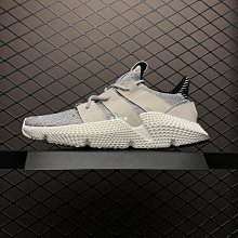 Adidas 愛迪達 經典 休閒短褲 運動褲 運動短褲 透氣 拉鍊口袋 D95940 三線 短褲 全新正品 統一發票 歷史價格詳細信息