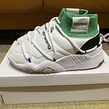 【S.M.P】ADIDAS X PHARRELL WILLIAMS HU NMD 粉 男 菲董 GY0088 歷史價格詳細信息