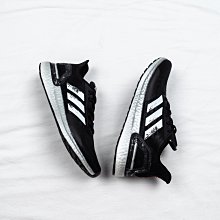 ADIDAS ULTRABOOST PB 灰粉綠 拼色 透氣 舒適 經典 慢跑鞋 EG0420 男女款 歷史價格詳細信息