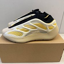 【S.M.P】Adidas YEEZY 700 V3 “Alvah” 黑灰 斑馬 H67799 歷史價格詳細信息