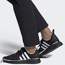 adidas 休閒鞋 NMD_R1 黑白 綠 紅 Boost 愛迪達 三葉草 男女鞋 【ACS】 FY2425 歷史價格詳細信息