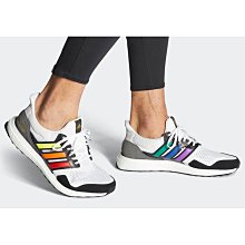 現貨 iShoes正品 Adidas Ultraboost 20 男鞋 黑 銀 緩震 馬牌 路鞋 慢跑鞋 FV8333 歷史價格詳細信息
