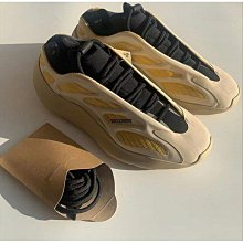 ADIDAS YEEZY 700 V3 KYANITE 極光藍 運動慢跑鞋 男女鞋 GY0260 歷史價格詳細信息