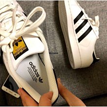 【小熊海外購】adidas Originals Superstar 米白 休閒滑板 CG6010潮鞋 歷史價格詳細信息