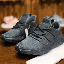 Adidas 愛迪達 經典 休閒短褲 運動褲 運動短褲 透氣 拉鍊口袋 D95940 三線 短褲 全新正品 統一發票 歷史價格詳細信息