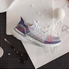Adidas Ultra Boost 19 跑鞋 男女鞋 全黑 G27508 / EF1345 歷史價格詳細信息
