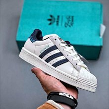 【風口潮流】Adidas Samba 三葉草 貝殼頭休閒運動鞋＊EU35~44。S30817 歷史價格詳細信息