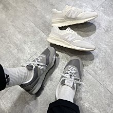 現貨 iShoes正品 New Balance 997H 女鞋 黑 白 NB 日系 復古 休閒鞋 CM997HFN D 歷史價格詳細信息