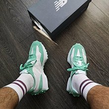 NEW BALANCE 小童327 休閒鞋  原價1680 元 歷史價格詳細信息