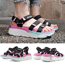 SKECHERS 男 厚底涼鞋 藍黃 MAX CUSHIONING SANDAL - 229010BKBL / GYOR 歷史價格詳細信息