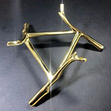 七號礦碧玉四季豆，尺寸27.5*9*5毫米，無裂無雜，標價就8487 歷史價格詳細信息