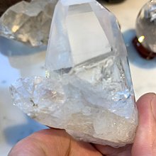 兆鑫生活館-天然白水晶/原石/水晶柱/亮皮水晶/晶簇/擺件/378g 歷史價格詳細信息