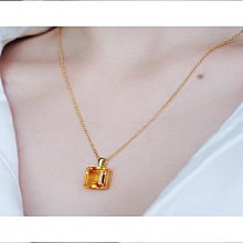 海藍寶925銀鑲嵌吊墜簡約鑲嵌夏日必備水藍藍上身超絕標價賣價拍下不退不換 歷史價格詳細信息