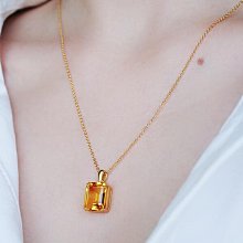 海藍寶925銀鑲嵌吊墜簡約鑲嵌夏日必備水藍藍上身超絕標價賣價拍下不退不換 歷史價格詳細信息