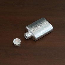 隨身酒壺銀器時代  純銀手工錘紋亮面便攜酒壺儲酒壺 S999純銀便攜式水壺 歷史價格詳細信息