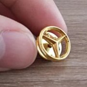 金色芒星胸針設計感小眾高檔女2023年新款胸花別針高級感西裝配飾 歷史價格詳細信息