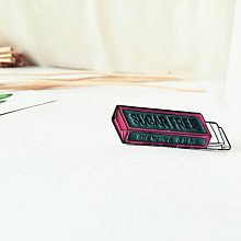 【小麼雜貨】歐美日韓潮人 滴油偉士牌Vespa款 復古機車 趣味 別針 胸章 徽章(現貨)A106(3)8/13 歷史價格詳細信息