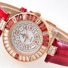 (六四三精品)SMARS(真品)全黑色陶瓷錶殼及錶帶.外框有爪鑲晶鑽.波紋錶面精準錶! 歷史價格詳細信息