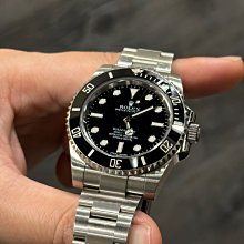 Rolex 114060 大部分原廠膠膜在 未拋整 98新 近新品 歷史價格詳細信息