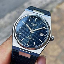 現貨TISSOT Carson 銀色框 白色面錶盤 黑色皮革錶帶 石英 男女對錶 T0854101601200 / T0852101601200 天梭 情侶錶 歷史價格詳細信息