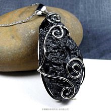 珍珠林~特請設計師打造限量款~~6MM硨磲貝珍珠橄欖綠鑽手鍊#546 歷史價格詳細信息