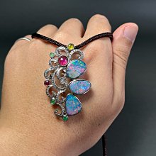 碧璽兩戴款玫瑰耳釘冰激凌色系的碧璽耳釘，耳釘是紅綠糖心蛋面，墜子墜子部分是粉色和蘋果綠玫瑰 歷史價格詳細信息