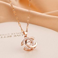 高級感雙C金屬抓夾女秋冬後腦勺大號髮量多髮夾設計感小眾鯊魚夾 歷史價格詳細信息