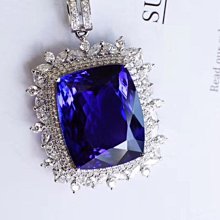 ❤妙玉生花優品購❤殿堂級純天然阿卡牛血紅珊瑚吊墜，顏色濃郁，18k金超豪華鑲嵌，主石尺寸42x22mm，吊墜總重24g 歷史價格詳細信息