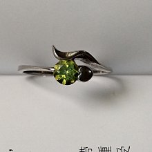 【開運如意閣】造型水晶戒指-鑲A級晶透黃水晶.紫水.紅石榴-銀K-國際圍12內徑17.5mm-正面最寬約11mm(2盒7) 歷史價格詳細信息