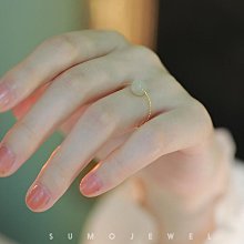 【 日韓流行 白底多顆草莓 零錢包 鑰匙包 收納包 化妝包 】清新粉嫩 拉鍊短款收納。新品現貨特價出清。可裝任何小物包。 歷史價格詳細信息