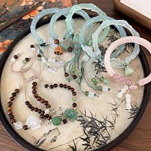 {朵朵韓飾} C3033 韓國直送(正韓)-氣質復古書法水墨畫蝴蝶結飄帶抓夾(四色) 歷史價格詳細信息