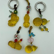 琉璃吊飾 嘎烏 舍利 金剛砂 朱砂 胎毛 精油 香水琉璃吊飾嘎烏舍利金剛砂朱砂胎毛精油吊墜掛件寶瓶嘎烏盒裝藏舍利子甘露丸 歷史價格詳細信息