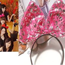 春酒尾牙表演.蔡依林愛無赦全組手套(露指手套一雙+掌心雷燈2盞+黏扣帶2條+裝妥6顆電池)舞台道具燈 歷史價格詳細信息