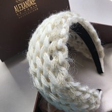 ALEXANDRE DE PARIS (左上黑花朵髮束及右邊黑色髮箍已售) 歷史價格詳細信息