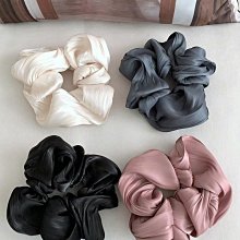 大腸髮圈【皺褶麻花造形大腸髮圈】韓國髮圈 條紋 質感 絲光 緞面 法式 多色 大腸髮束 髮圈 綁頭髮飾 馬尾 橡皮筋 歷史價格詳細信息