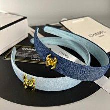 香奈兒Chanel 小香風22早春度假系列鉤花圓領羊絨針織衫，36碼全新正品有吊牌，保證正品，百分百羊絨，手感超級好，超級好看的神仙款，全新 歷史價格詳細信息