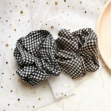 氣質丸子頭‧優雅簡約水晶中號馬尾夾‧花苞頭盤頭髮防滑髮飾‧鯊魚夾抓夾 QS20-006 歷史價格詳細信息