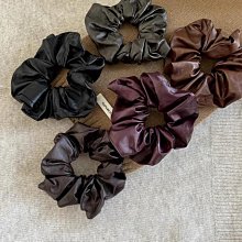 Hello V 正韓製 復古小金標氣質渲染鏤空髮夾抓夾*綠野仙踪墨綠暈染*飾品【G0906-01】 歷史價格詳細信息