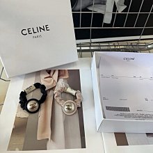 Celin*e新款凱旋門圈圈耳環 原單品質 精致小物件必備 壹年四季都可配戴 細節中提升衣品 提升質感 優雅氣質 時髦精收藏款 日常通勤精致 歷史價格詳細信息