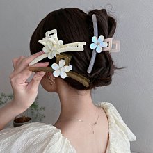 眼石抓夾女夏後腦勺頭髮夾子氣質盤發髮夾發量多珍珠大號鯊魚夾 歷史價格詳細信息