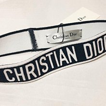 Dior CD 別針 VIP積分贈品禮 迪奧精緻胸針徽章 禮盒 服裝配飾 素素百搭好氣質 簡單高級???? 歷史價格詳細信息