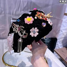 氣質龍鳳長旗袍 紫紅色復古中國風 旗袍趴 婚禮喜宴 演出服 連身裙 長版洋裝 六色可選 S-XXL尺碼【水水女人國】 歷史價格詳細信息